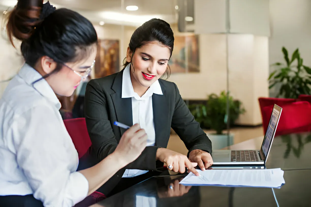 Do You Need a License to Be a Real Estate Assistant